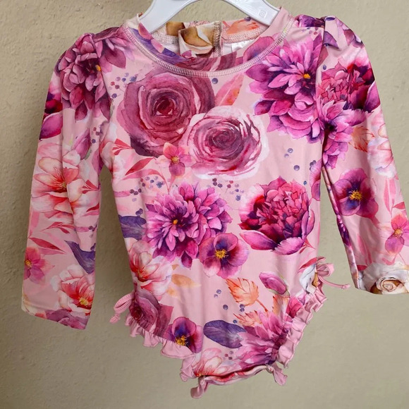 Posh Peanut 18-24 m Amira Long Sleeve Ruffled onepiece Swimsuit - Picture 1 of 7